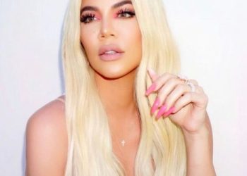 Khloé Kardashian's Instagram Fans Think She Had Her Nose Done